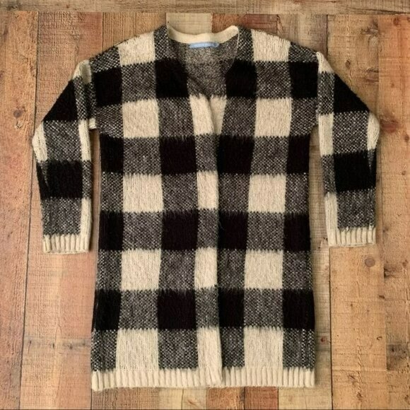Michelle Nicole Sweaters - Michelle Nicole black white gray Buffalo plaid checkered long knit cardigan - M